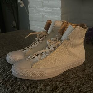 Men’s Converse All Star, Size 9.5 (US)